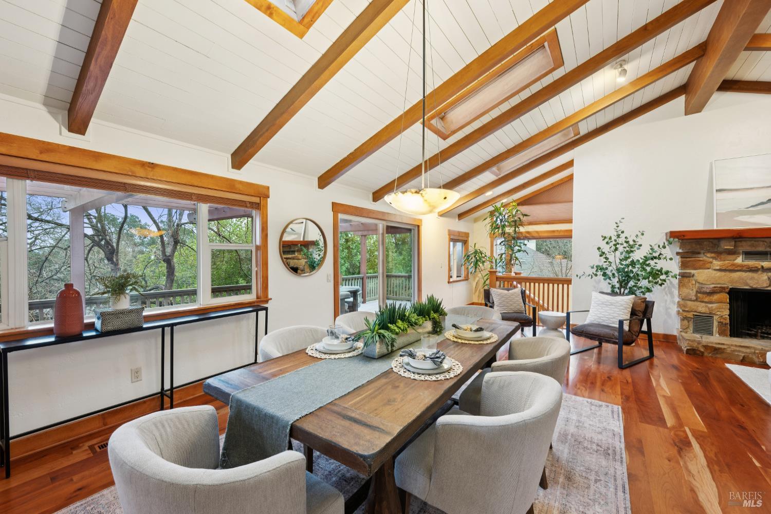 2016 Park Vista Court Santa Rosa, CA 95405 - Photo 18 of 76