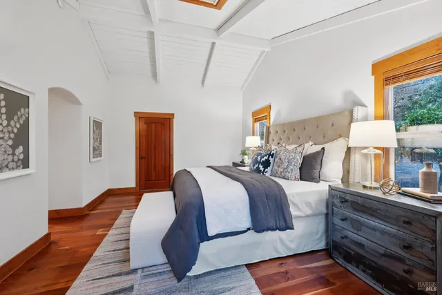 $2,000,000 | 2016 Park Vista Court, Santa Rosa, CA 95405