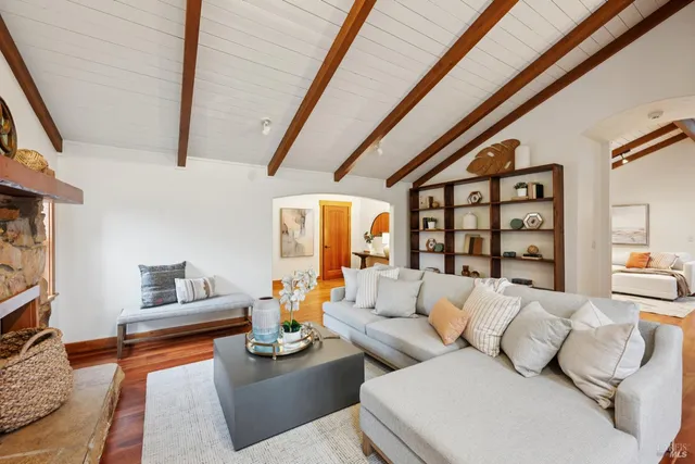 $2,000,000 | 2016 Park Vista Court, Santa Rosa, CA 95405