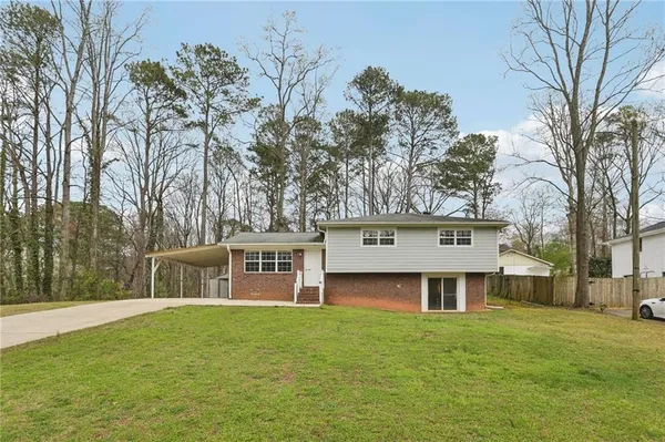 $329,900 | 5640 Forest Drive, Acworth, GA 30102