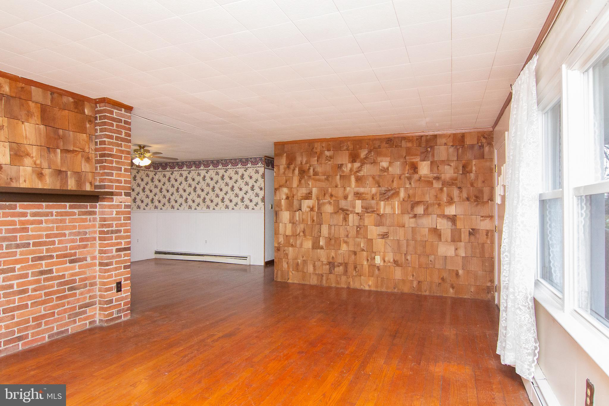 5125 Old Hanover Road Westminster, MD 21158 - Photo 8 of 35 Living room into dining room