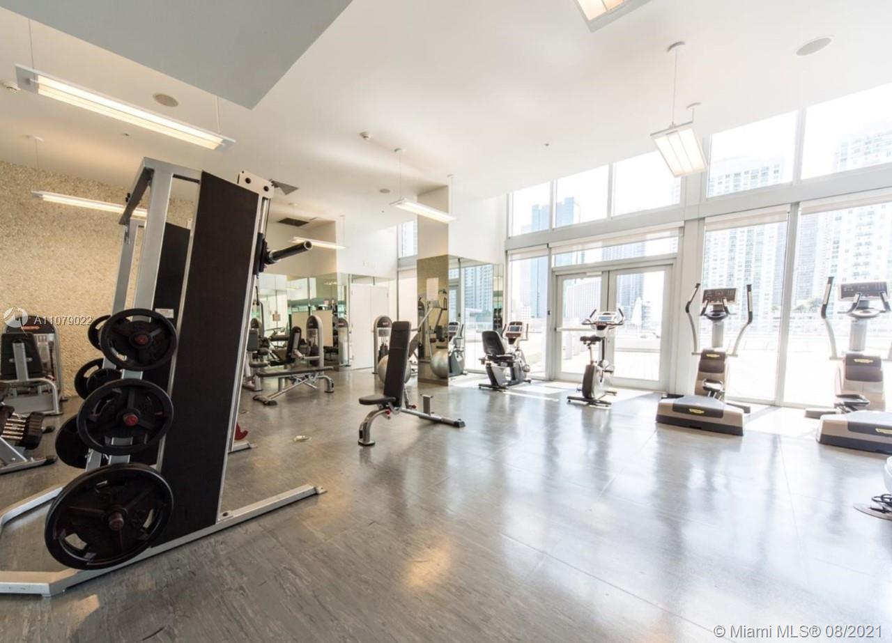 92 Southwest 3rd Street, Unit 3807 Miami, FL 33130 - Photo 14 of 15