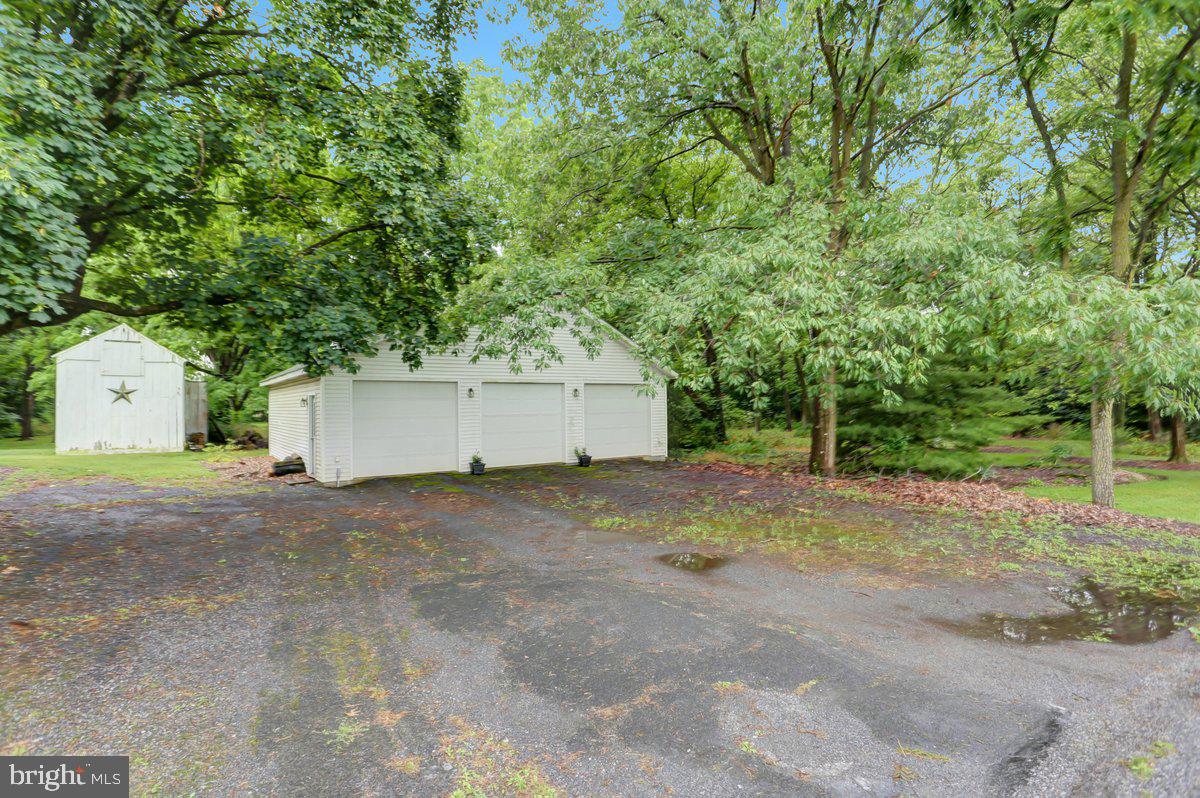 664 Pensinger Road Greencastle, PA 17225 - Photo 16 of 35 3- Car Garage