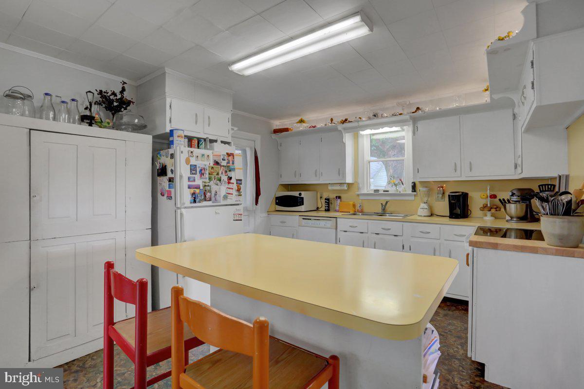 664 Pensinger Road Greencastle, PA 17225 - Photo 25 of 35 Homework time for
the kids