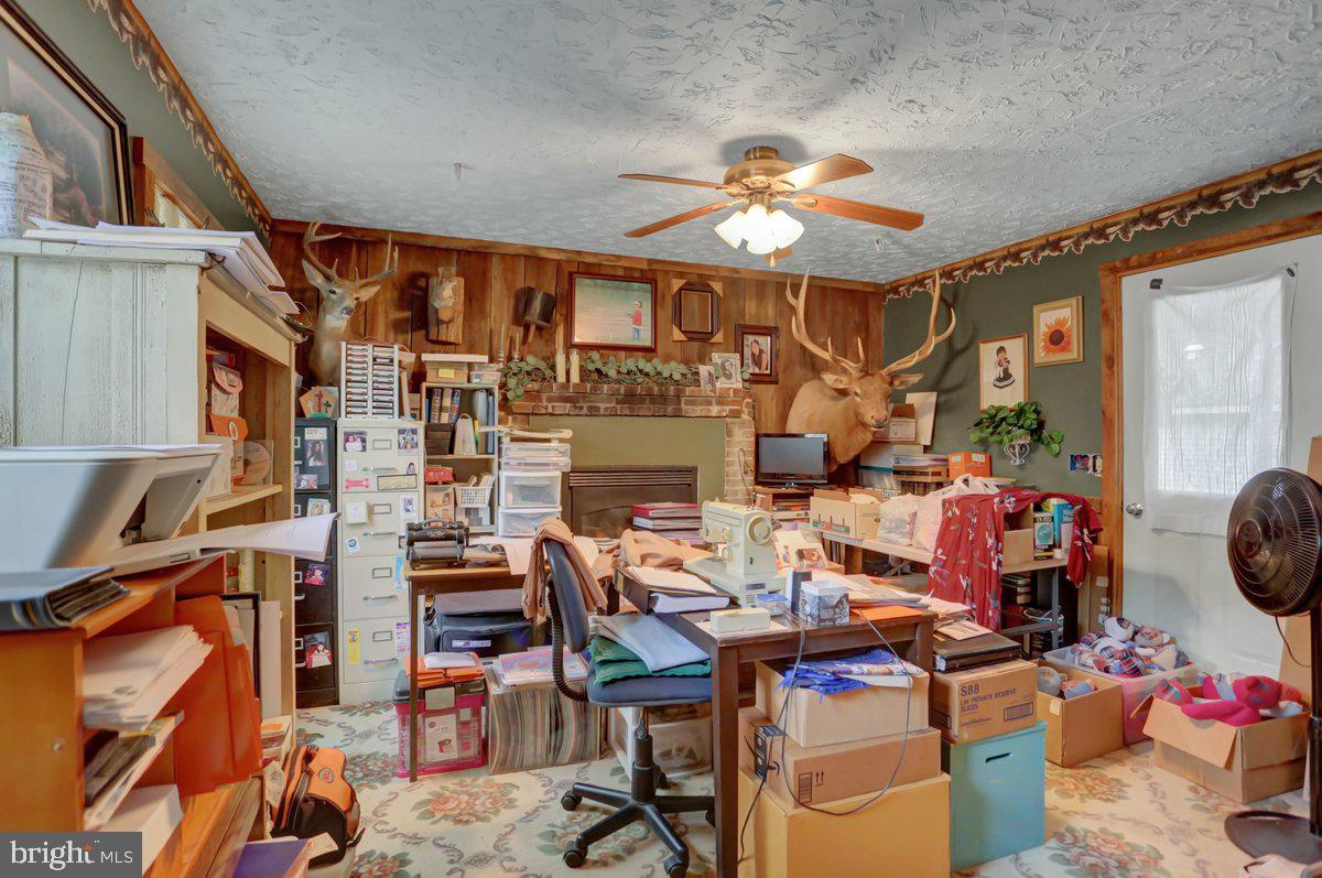 664 Pensinger Road Greencastle, PA 17225 - Photo 29 of 35 Craft room for generating ideas for next project