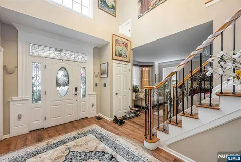 $1,385,000 | 134 Arthur Court, Mahwah, NJ 07430