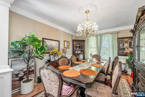 $1,385,000 | 134 Arthur Court, Mahwah, NJ 07430