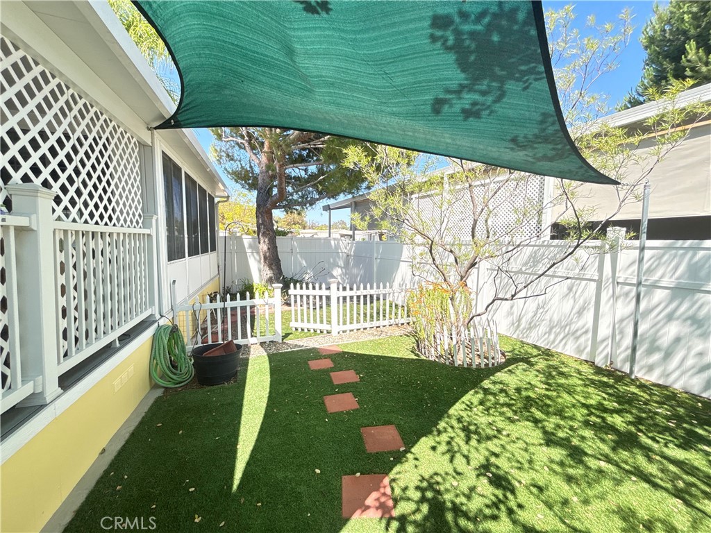 31130 South General Kearny Road, Unit 172 Temecula, CA 92591 - Photo 27 of 49 Fenced yard