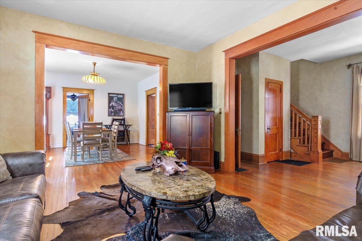 825 South State Street Springfield, IL 62704 - Photo 9 of 41