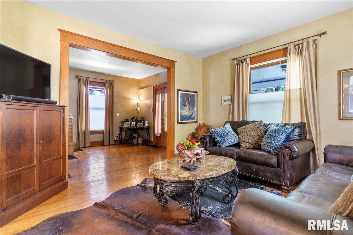 825 South State Street Springfield, IL 62704 - Photo 10 of 41