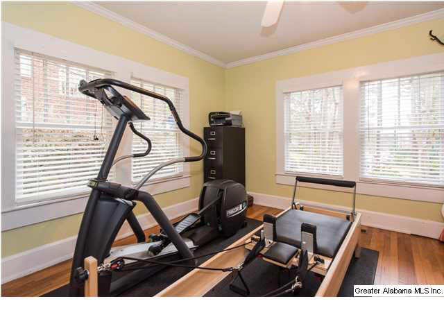 2800 16th Place South Birmingham, AL 35209 - Photo 21 of 32