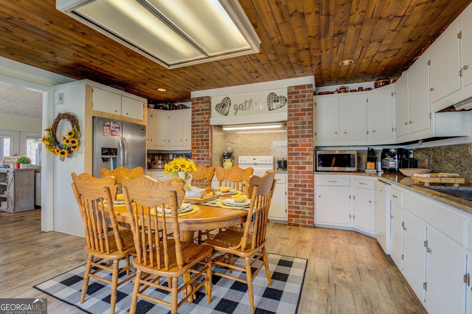 171 Blackberry Road Jackson, GA 30233 - Photo 27 of 78 a view of a dining room with furniture