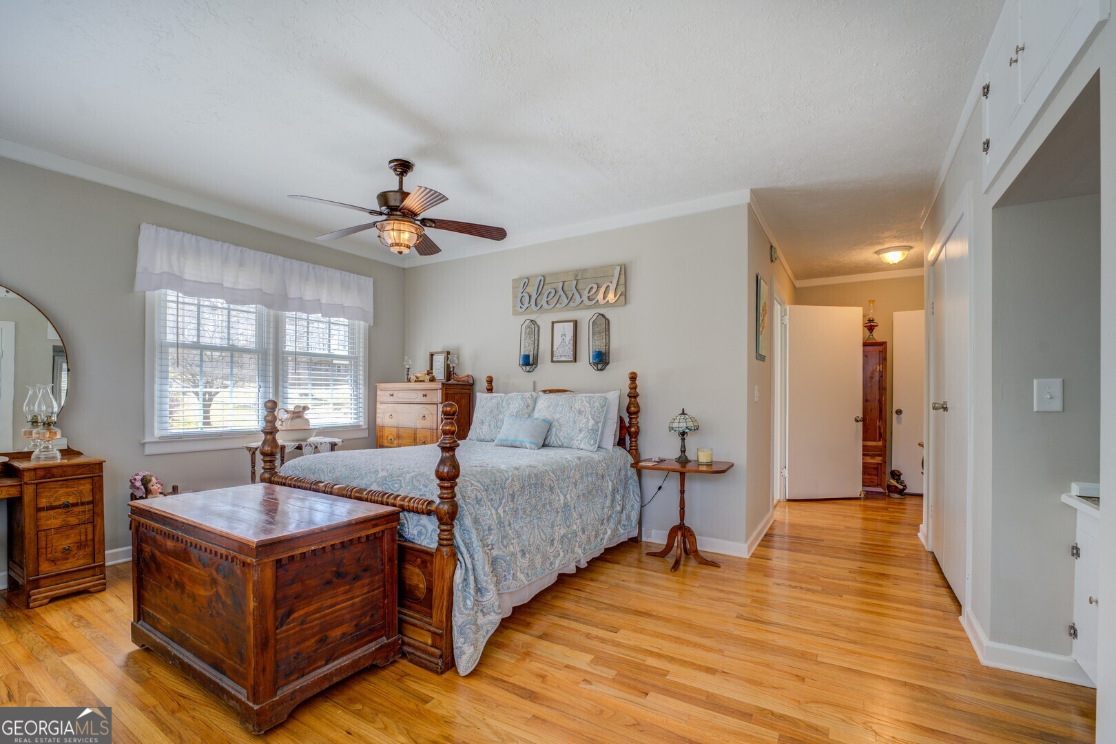 171 Blackberry Road Jackson, GA 30233 - Photo 40 of 78 a living room with furniture and a wooden floor