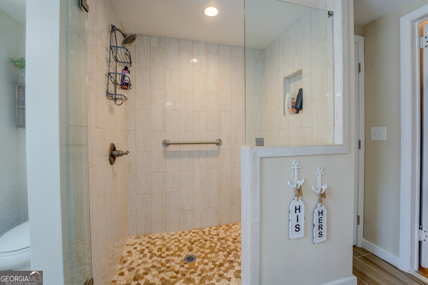 171 Blackberry Road Jackson, GA 30233 - Photo 42 of 78 a bathroom with a shower