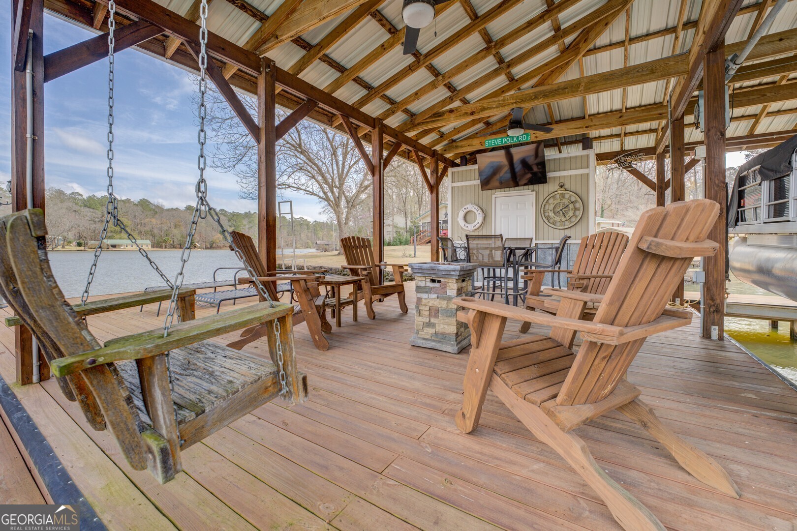 171 Blackberry Road Jackson, GA 30233 - Photo 75 of 78 a view of a chairs and table in the patio