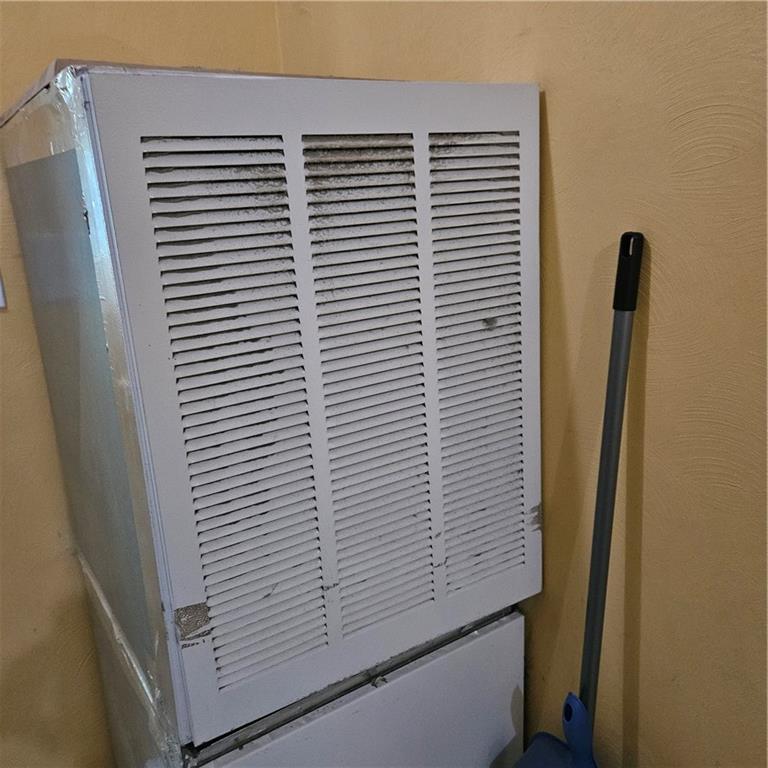 349 Vanderbilt Road Connellsville, PA 15425 - Photo 11 of 18 a view of a room with a door