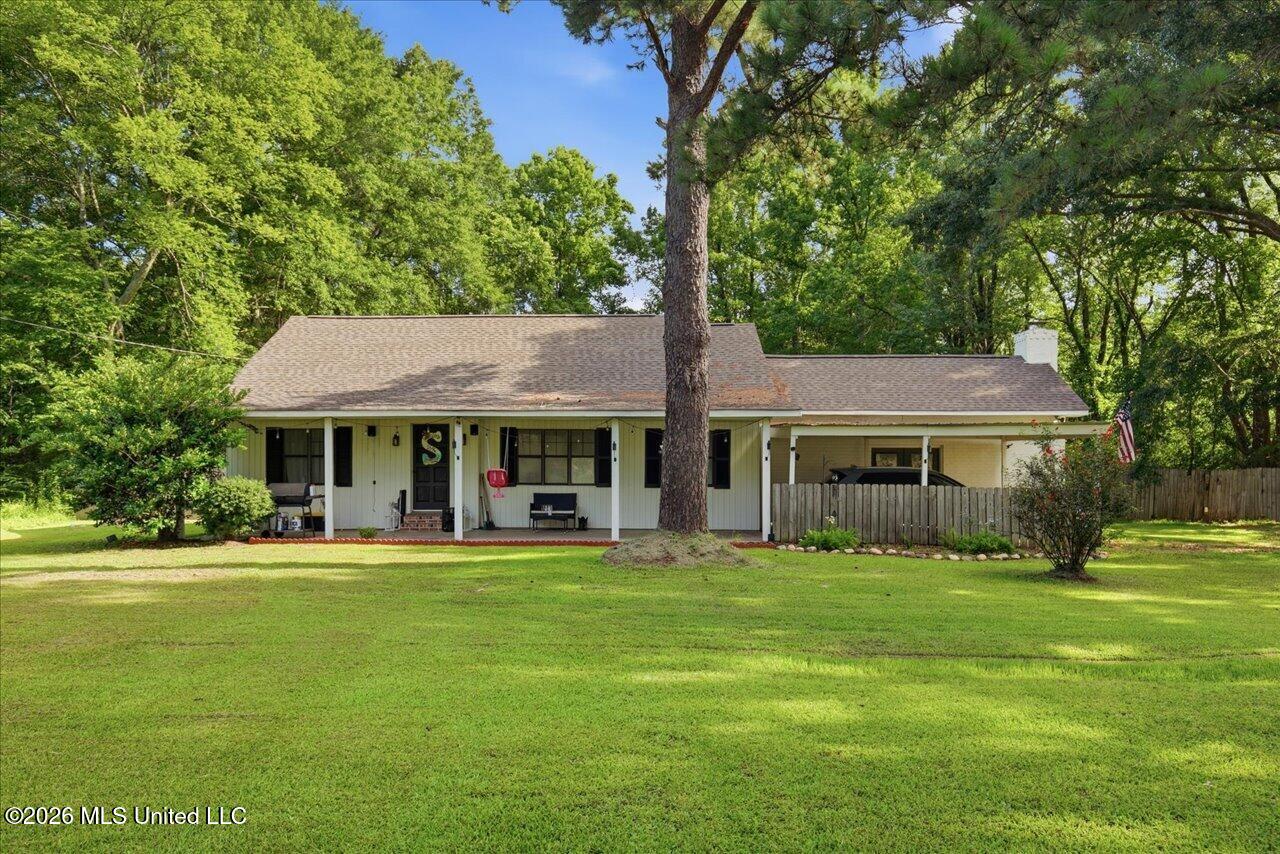 2596 Tank Road Terry, MS 39170 - Photo 1 of 37 01-2596 Tank Rd _ Hometoursms.com