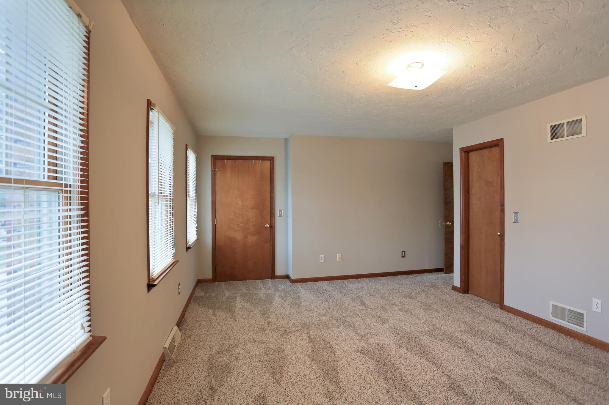 11 Ridge Avenue Hanover, PA 17331 - Photo 19 of 29 Gallery Image 19