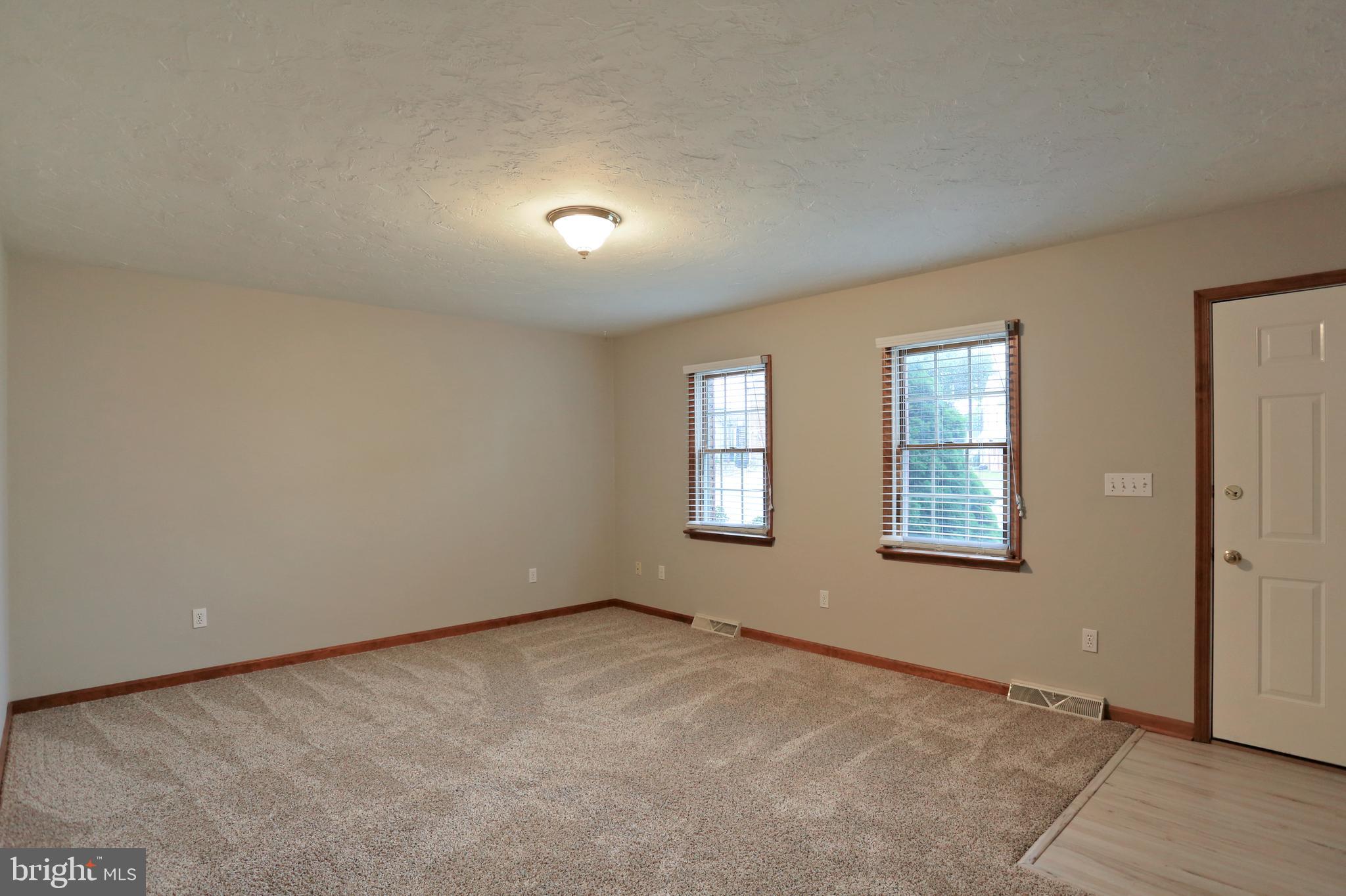 11 Ridge Avenue Hanover, PA 17331 - Photo 3 of 29 Gallery Image 3