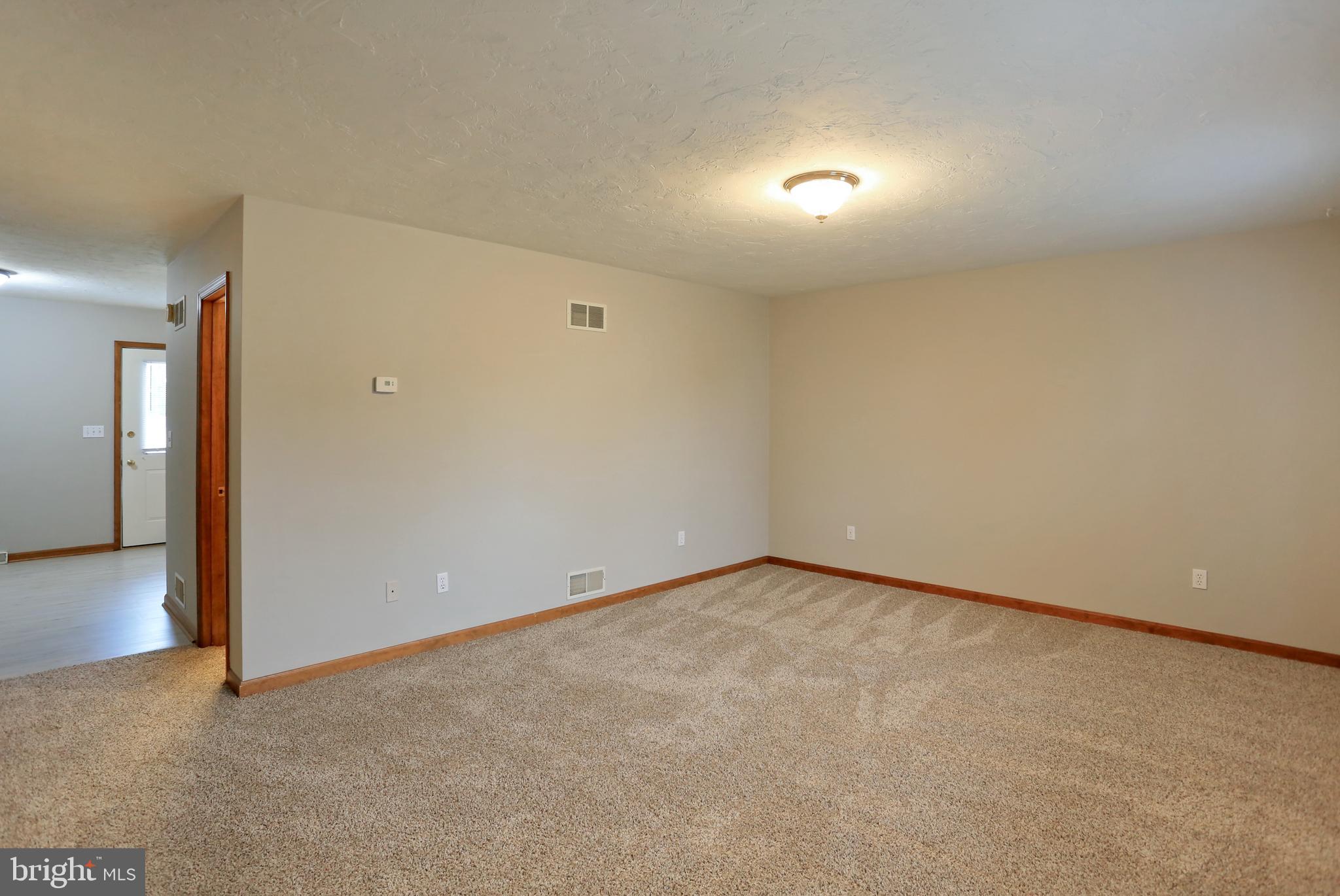 11 Ridge Avenue Hanover, PA 17331 - Photo 4 of 29 Gallery Image 4