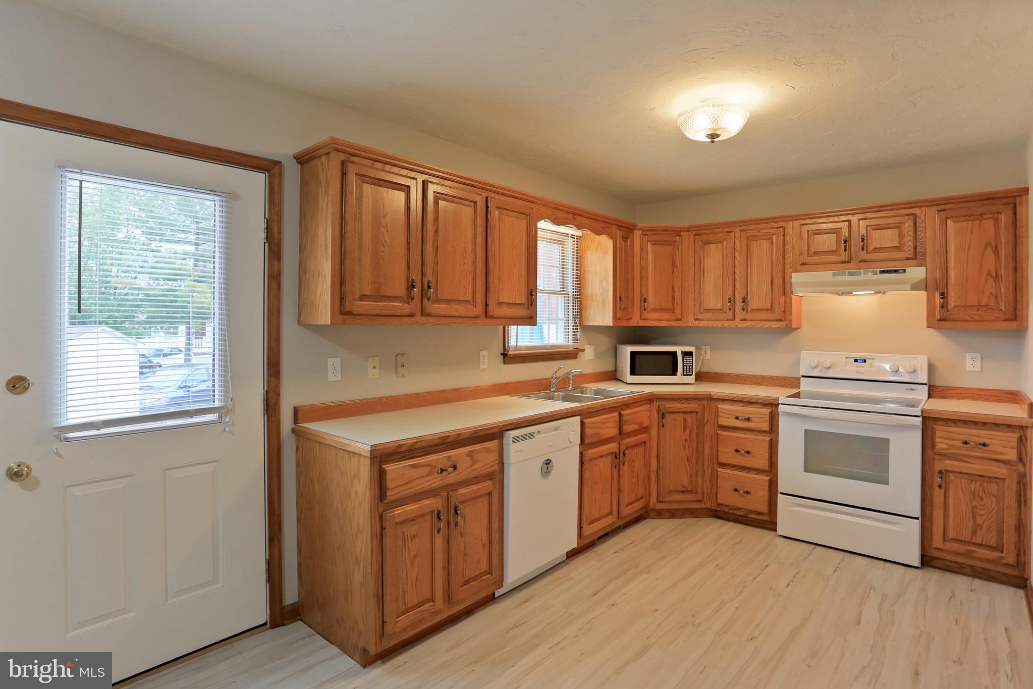 11 Ridge Avenue Hanover, PA 17331 - Photo 7 of 29 Gallery Image 7