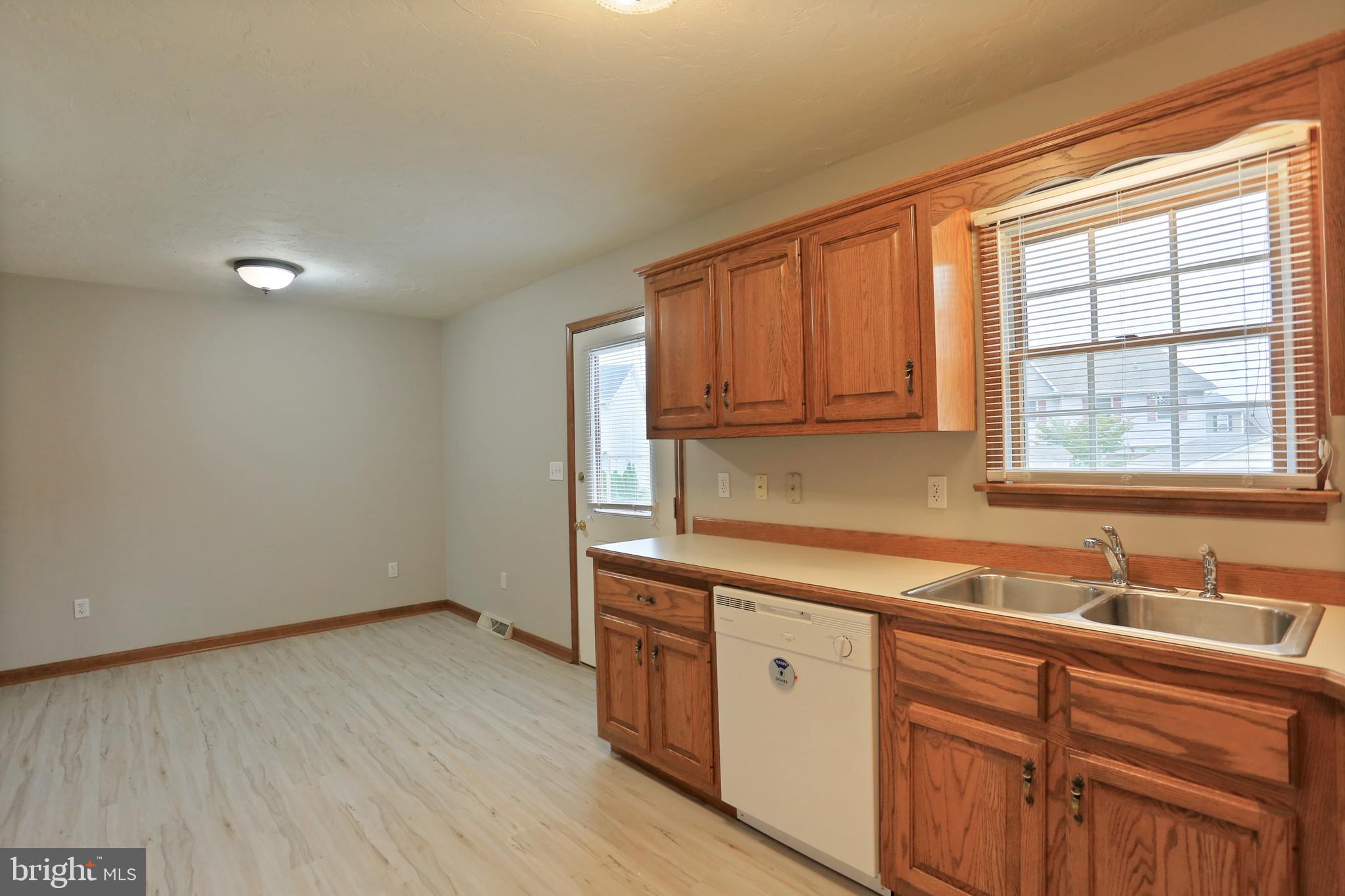 11 Ridge Avenue Hanover, PA 17331 - Photo 8 of 29 Gallery Image 8