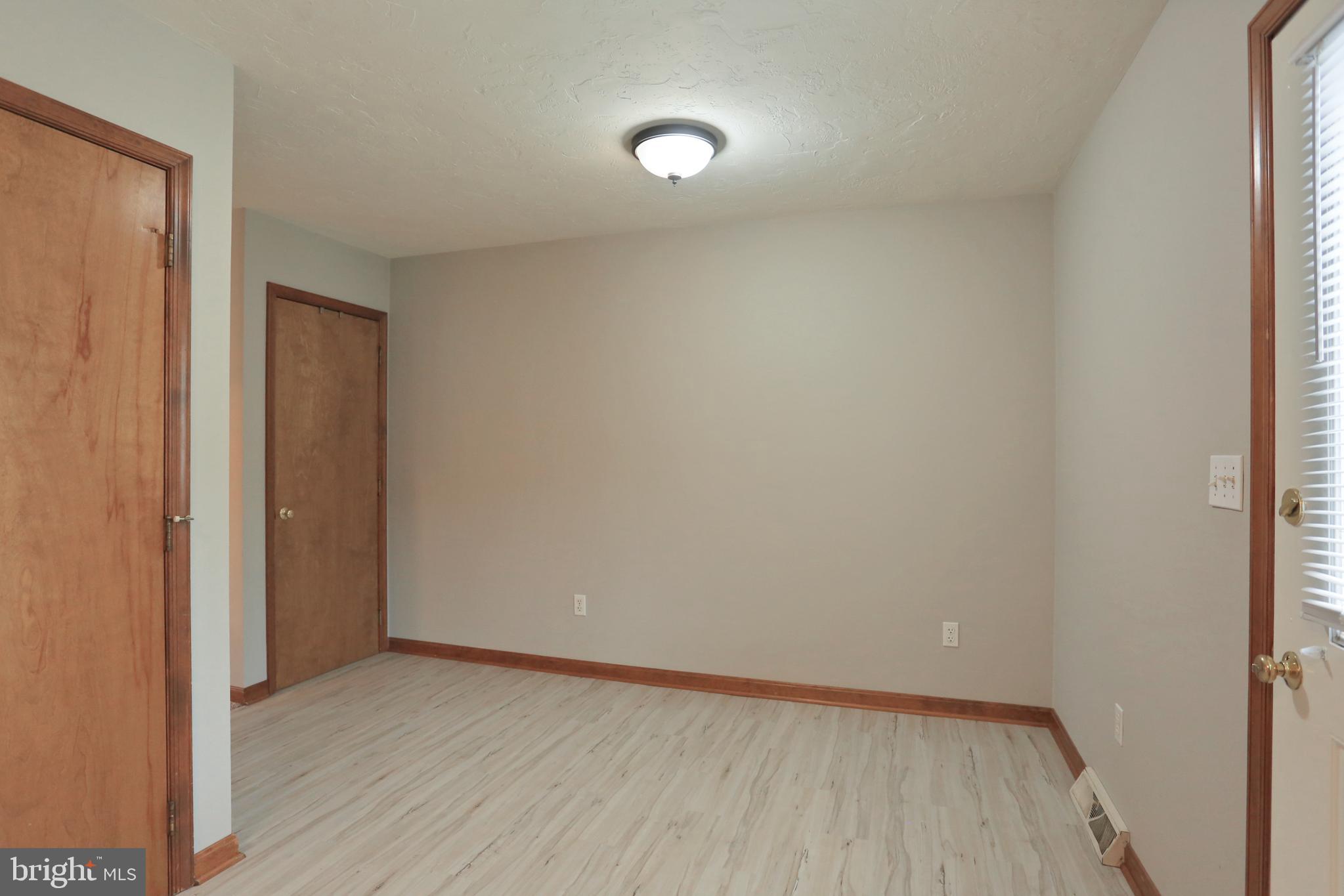 11 Ridge Avenue Hanover, PA 17331 - Photo 9 of 29 Gallery Image 9