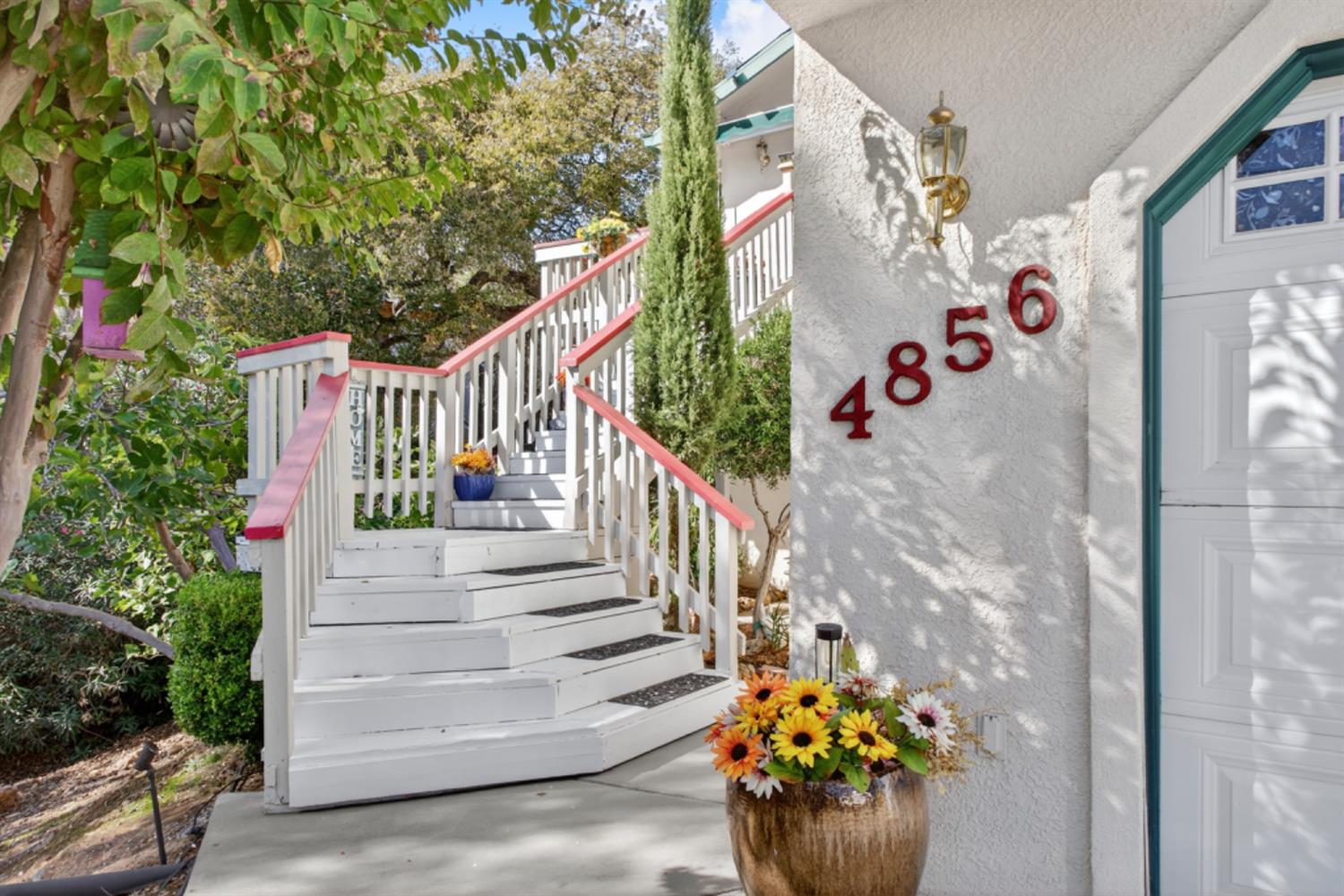 4856 Kiva Drive Copperopolis, CA 95228 - Photo 4 of 61 a view of entryway with flower pots