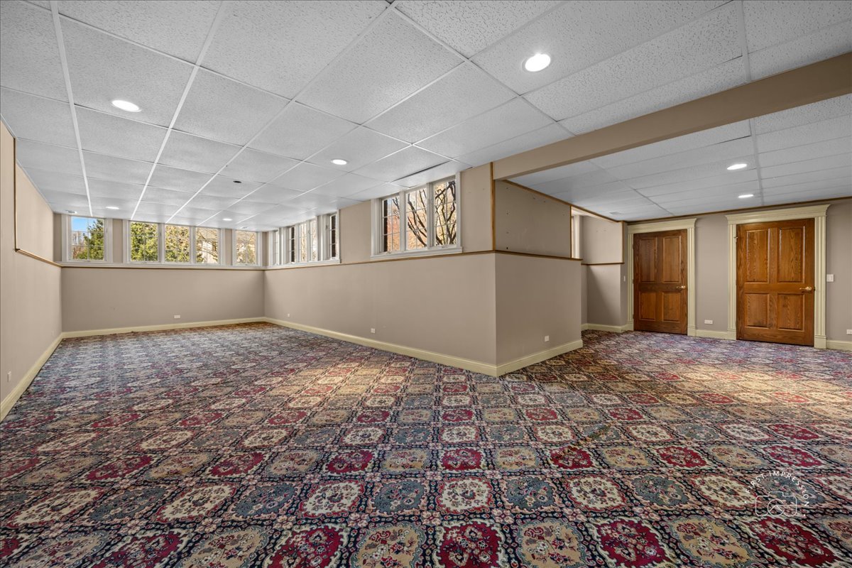 5N214 Wilton Croft Road St. Charles, IL 60175 - Photo 23 of 37 a view of an empty room
