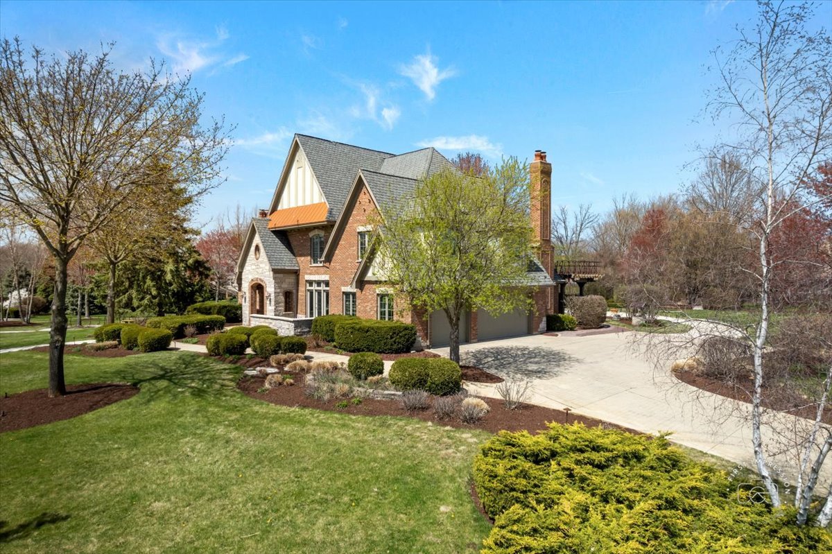 5N214 Wilton Croft Road St. Charles, IL 60175 - Photo 27 of 37 a view of a house with backyard and trees