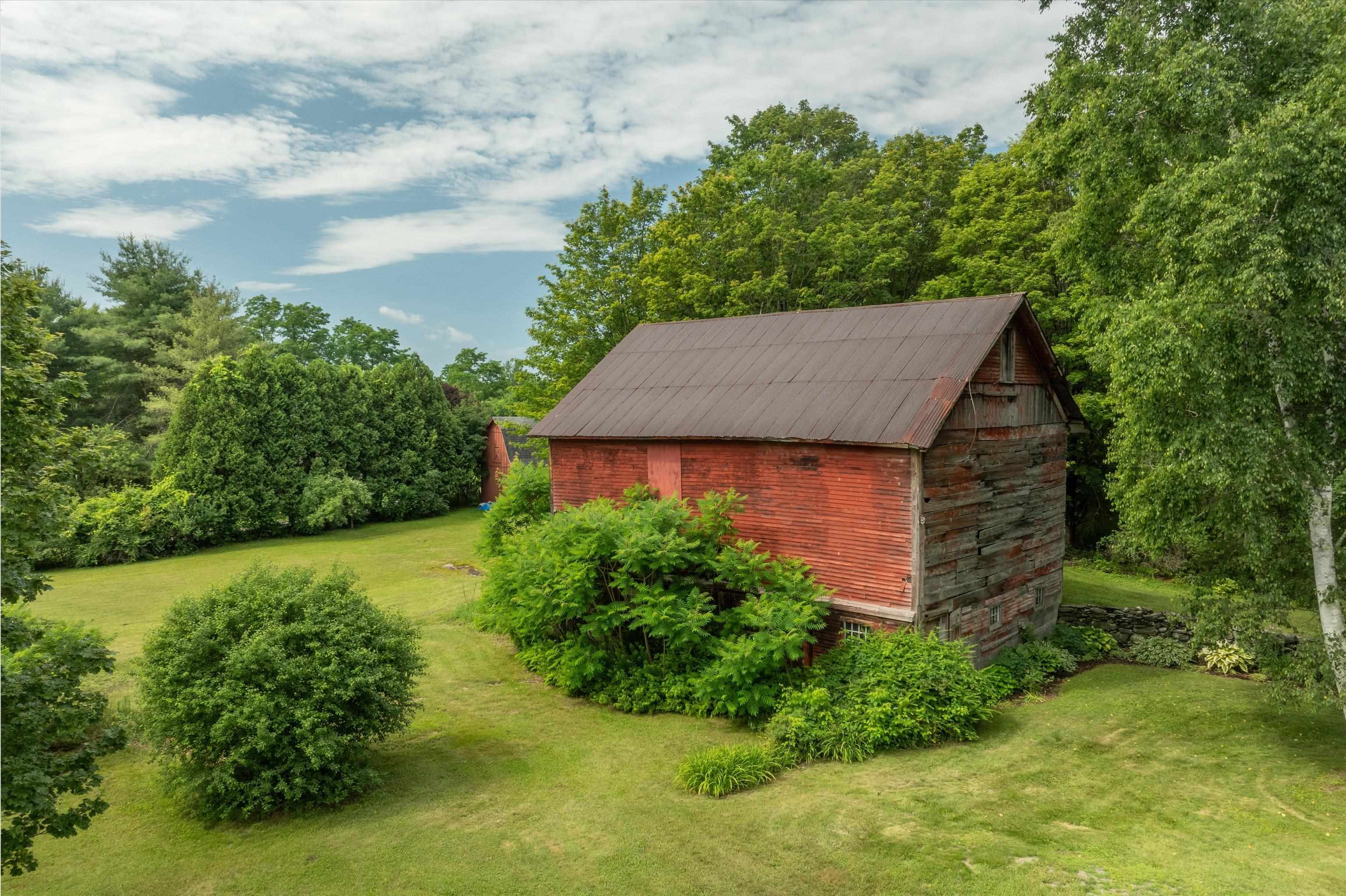 185 Crown Point Road Springfield, VT 05156 - Photo 8 of 51