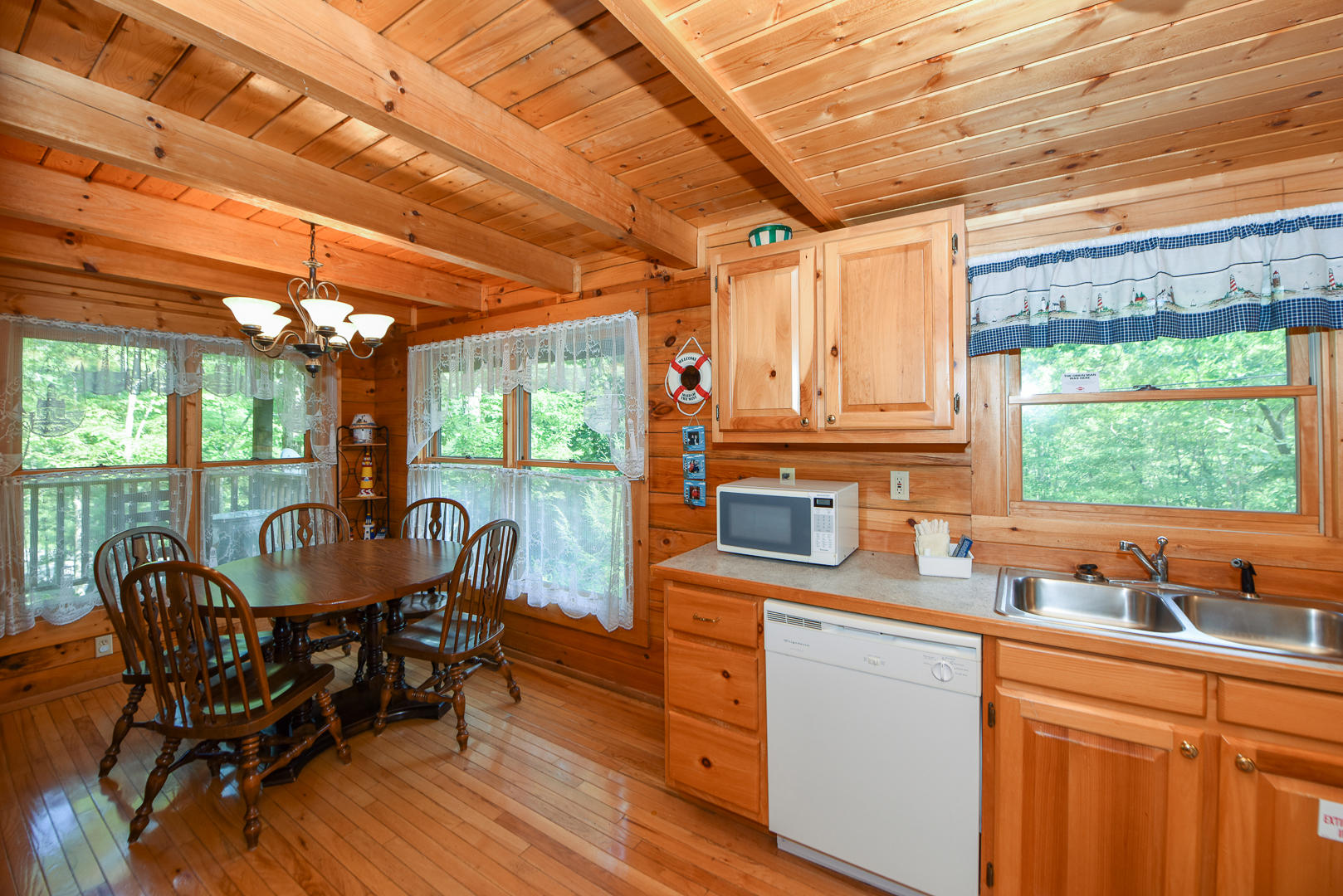 2114 Wolf Ridge Way Sevierville, TN 37862 - Photo 7 of 19 DSC_2353