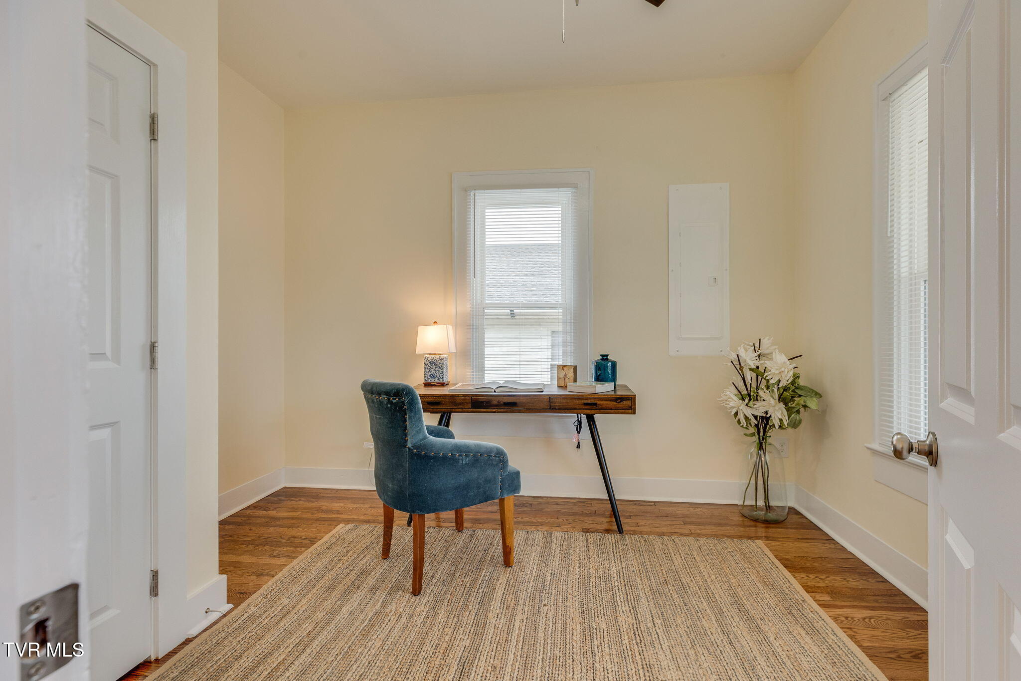 212 West H Street Elizabethton, TN 37643 - Photo 16 of 25 016