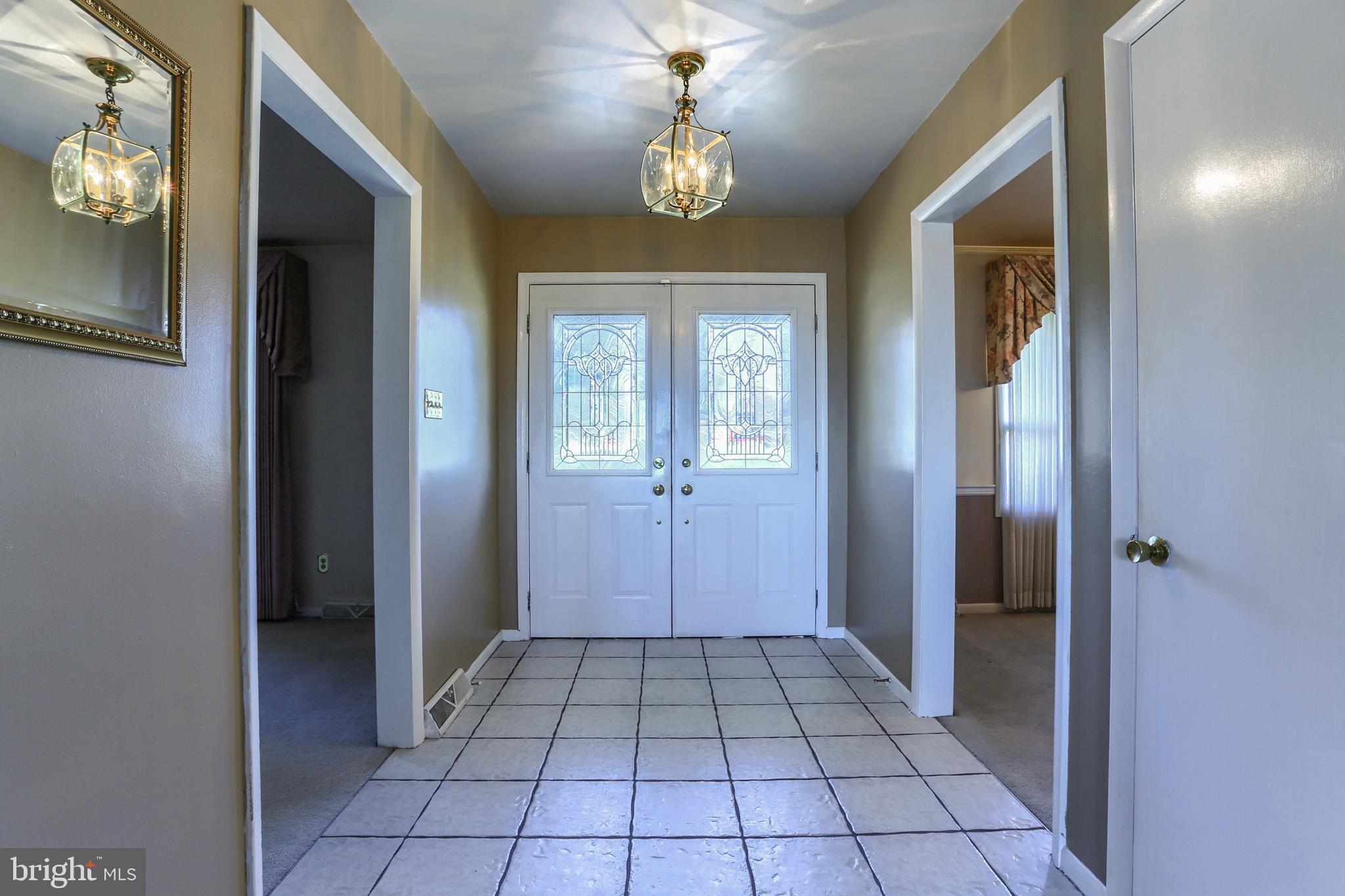 1208 Ridge Road Elizabethtown, PA 17022 - Photo 11 of 34