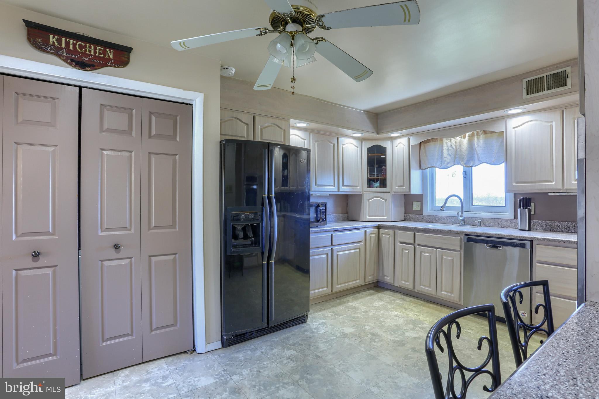 1208 Ridge Road Elizabethtown, PA 17022 - Photo 16 of 34