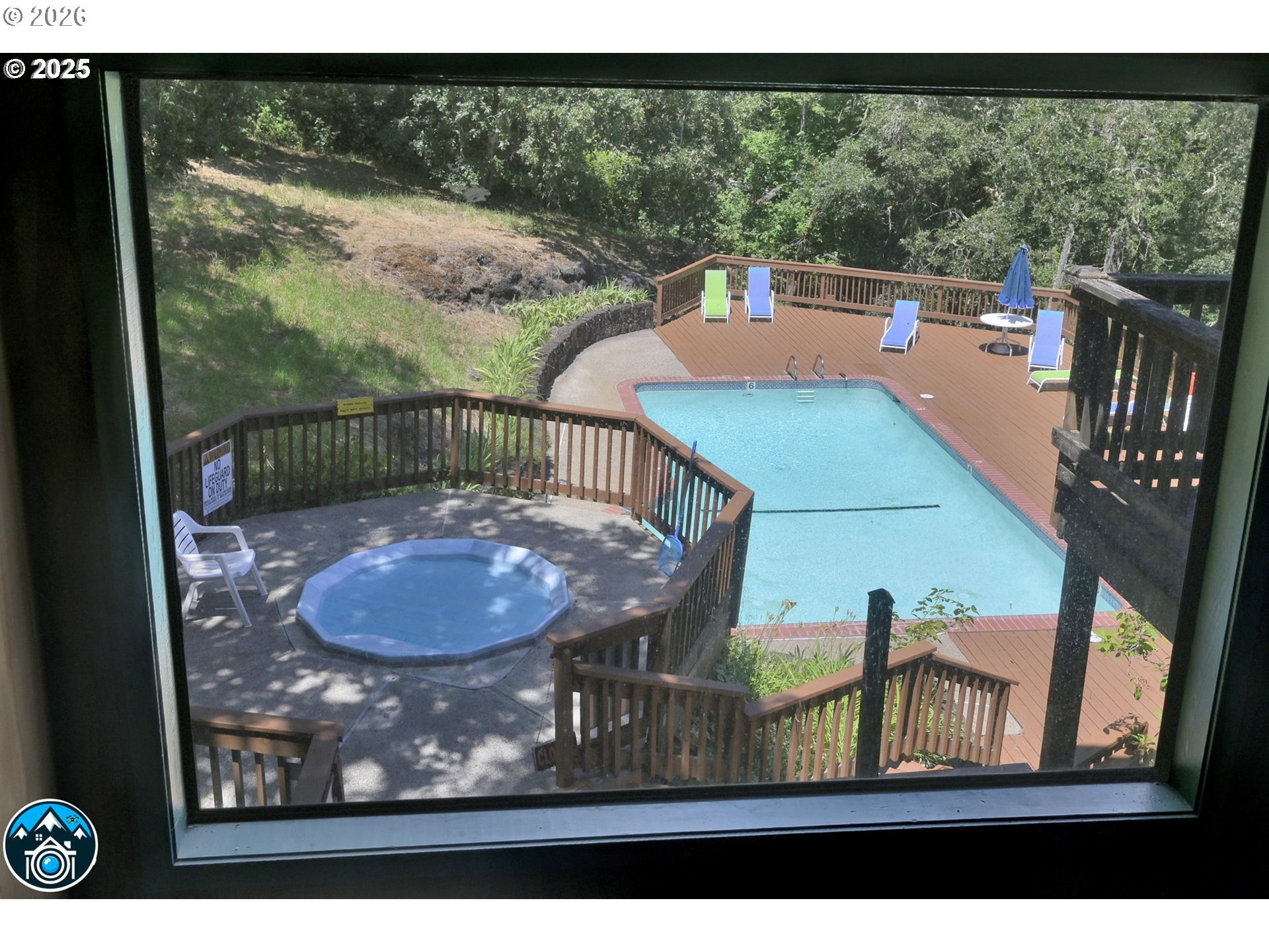 126 Treehill Loop Eugene, OR 97405 - Photo 33 of 35 a view of a balcony with furniture