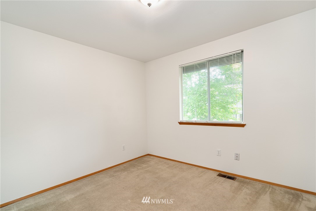 2430 Spruce Road Lake Stevens, WA 98258 - Photo 14 of 18