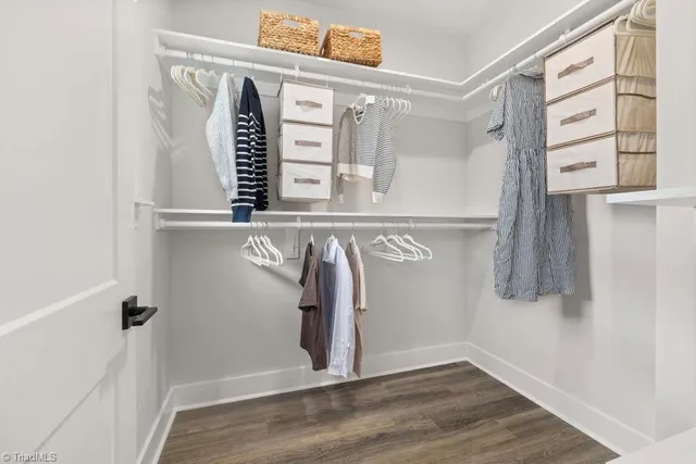 $3,105 | 1500 Highwoods Boulevard, Greensboro, NC 27410