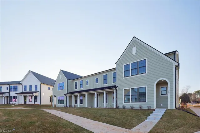 $3,105 | 4126 Macbeth Street, Greensboro, NC 27410