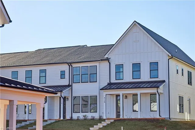$3,105 | 4126 Macbeth Street, Greensboro, NC 27410