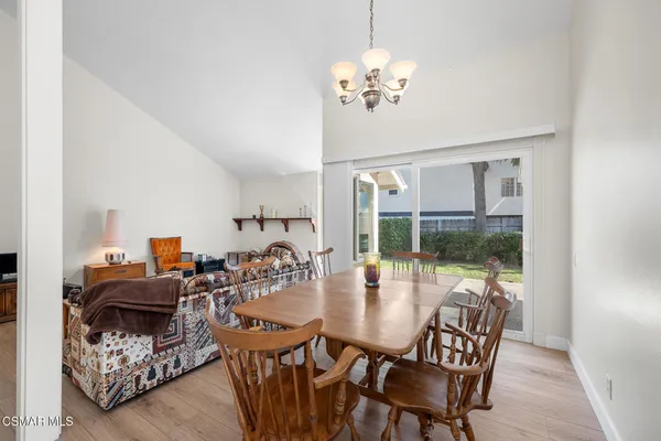 $960,000 | 758 Silver Cloud Street, Thousand Oaks, CA 91360