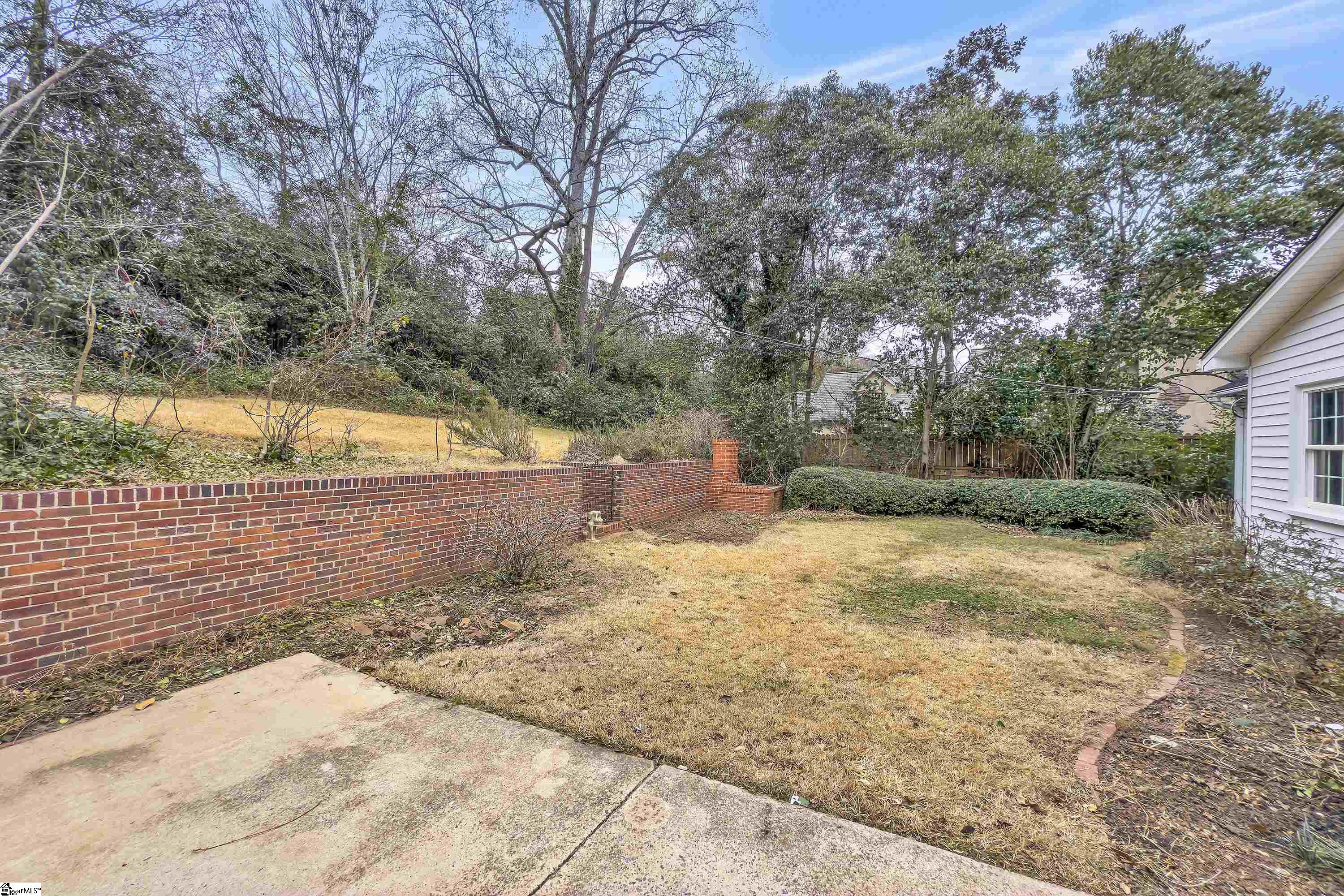 237 Pine Forest Drive Greenville, SC 29601 - Photo 18 of 23