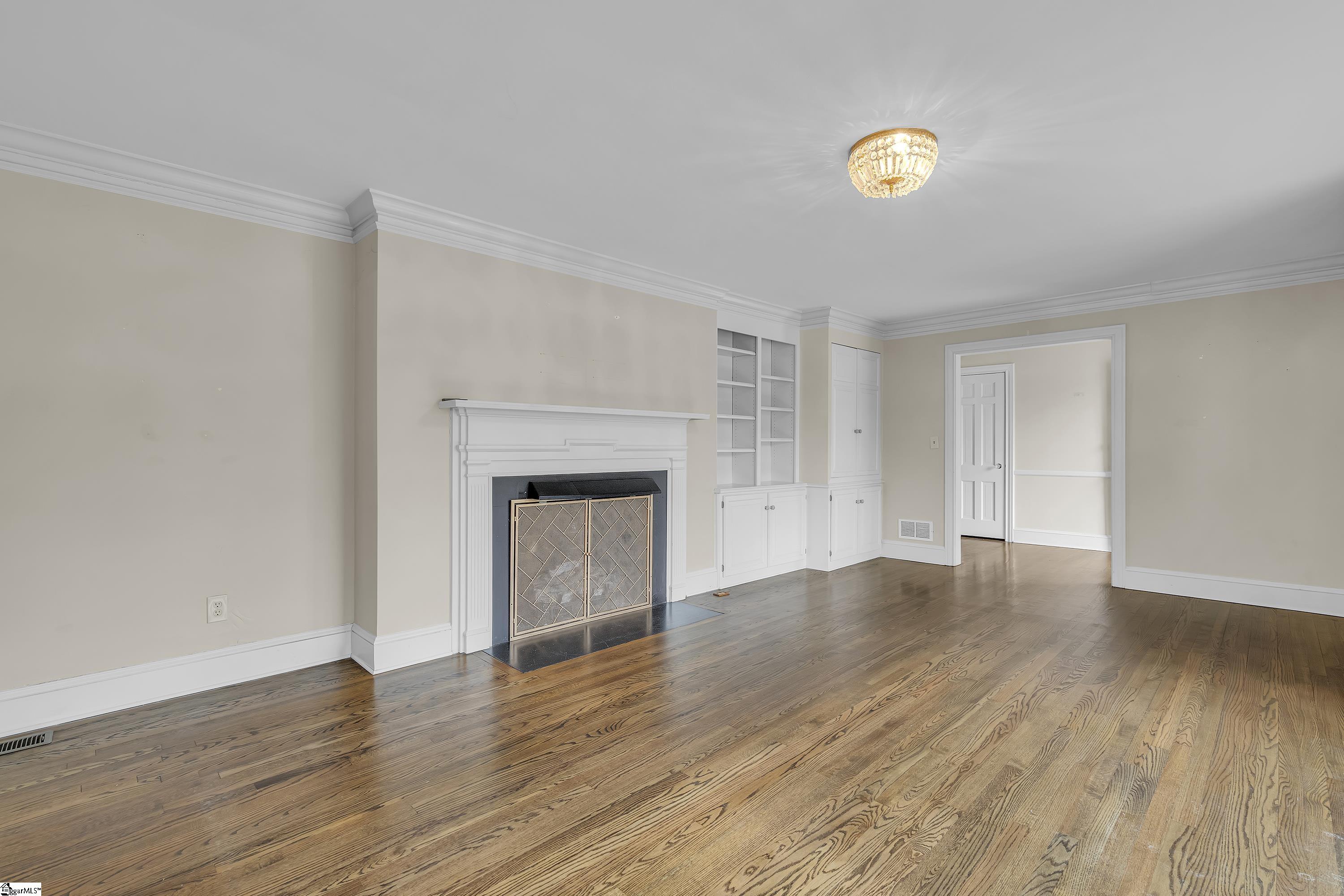 237 Pine Forest Drive Greenville, SC 29601 - Photo 4 of 23