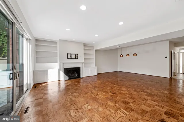 $475,000 | 20 Palmer Green Court, Baltimore, MD 21210