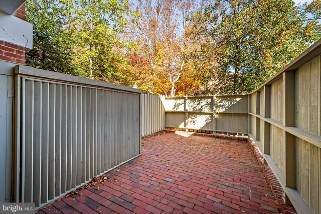 $475,000 | 20 Palmer Green Court, Baltimore, MD 21210