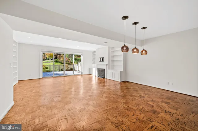 $475,000 | 20 Palmer Green Court, Baltimore, MD 21210