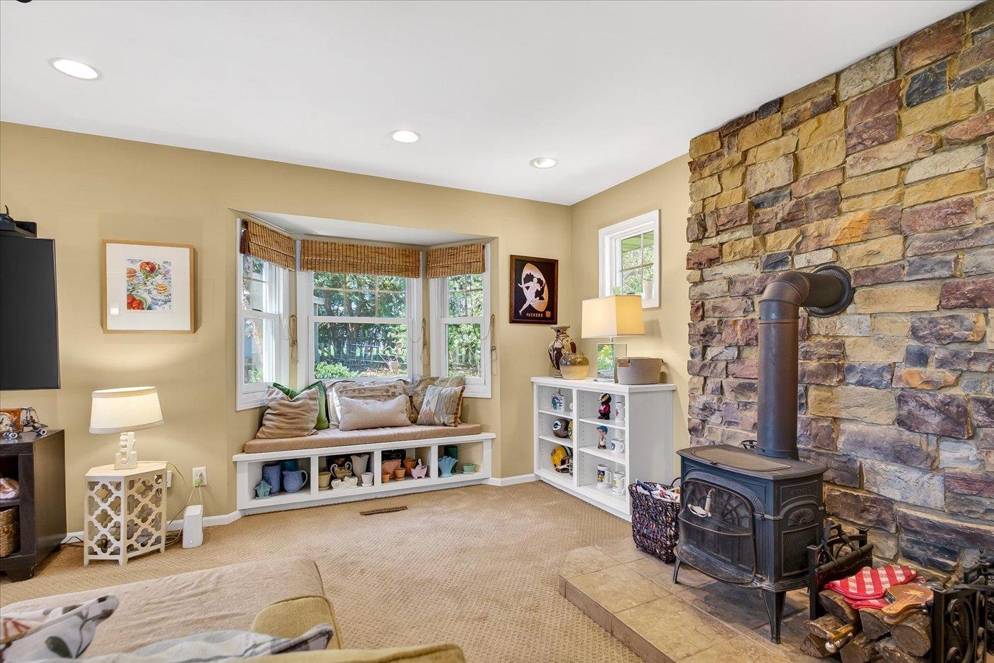 1910 La Sierra Way Madison, WI 53716 - Photo 20 of 38