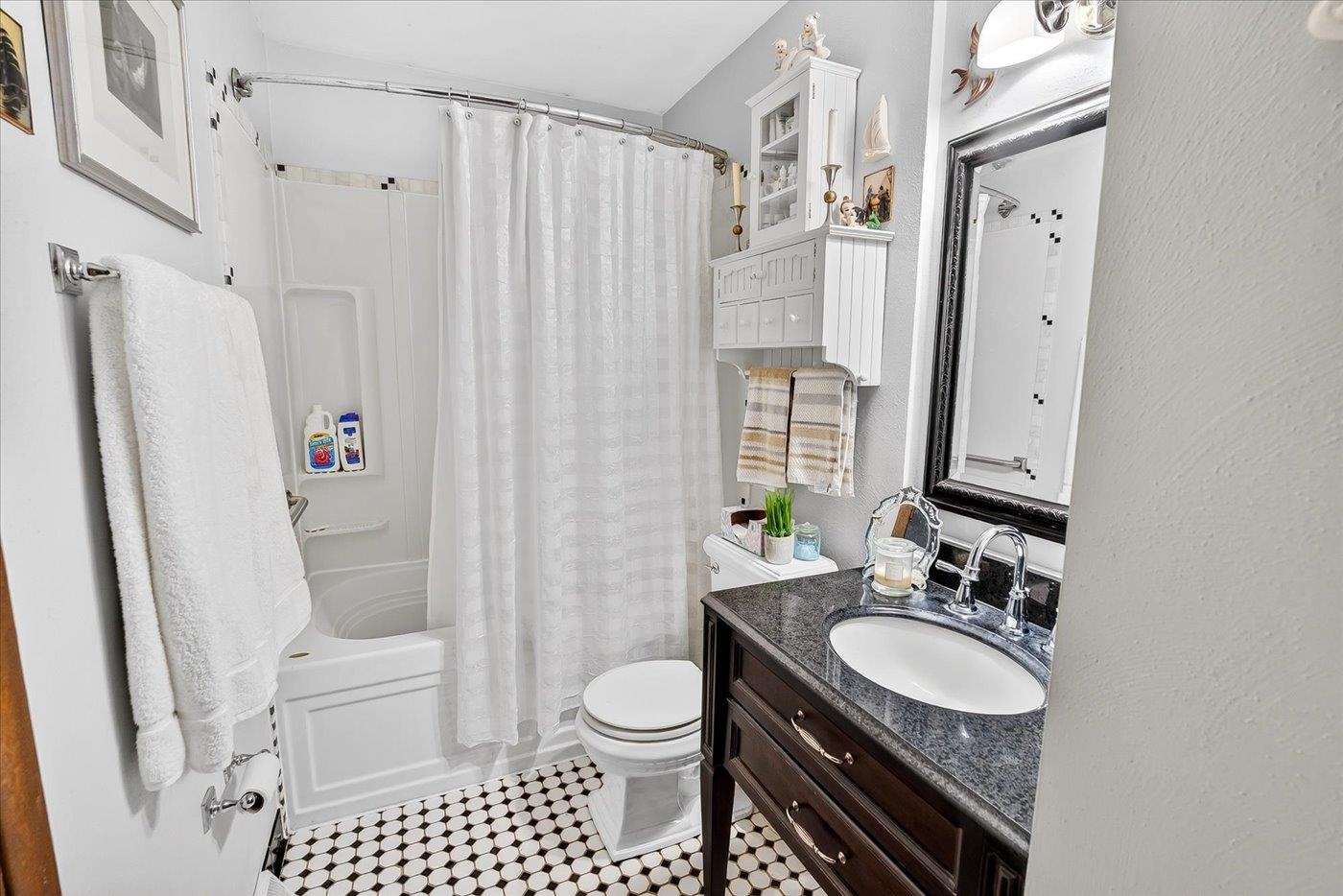 1910 La Sierra Way Madison, WI 53716 - Photo 26 of 38