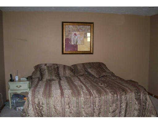 106 Allen Road Easton, MA 02356 - Photo 16 of 21 Gallery Image 16