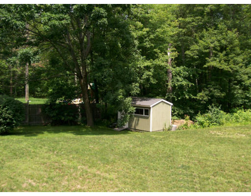 106 Allen Road Easton, MA 02356 - Photo 4 of 21 Gallery Image 4